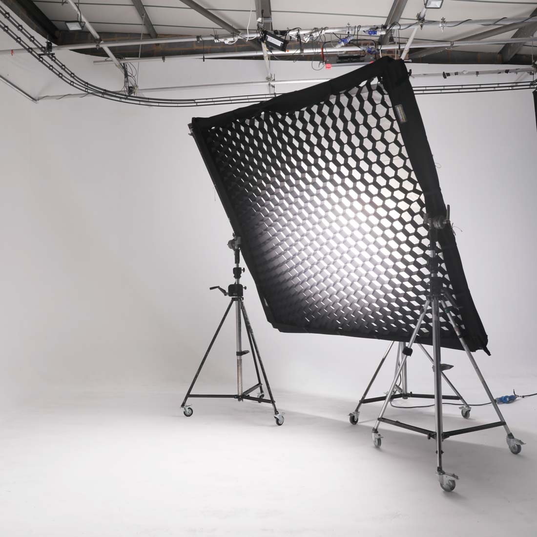 8×8 50° Honeycomb Grid – Cineview Studios